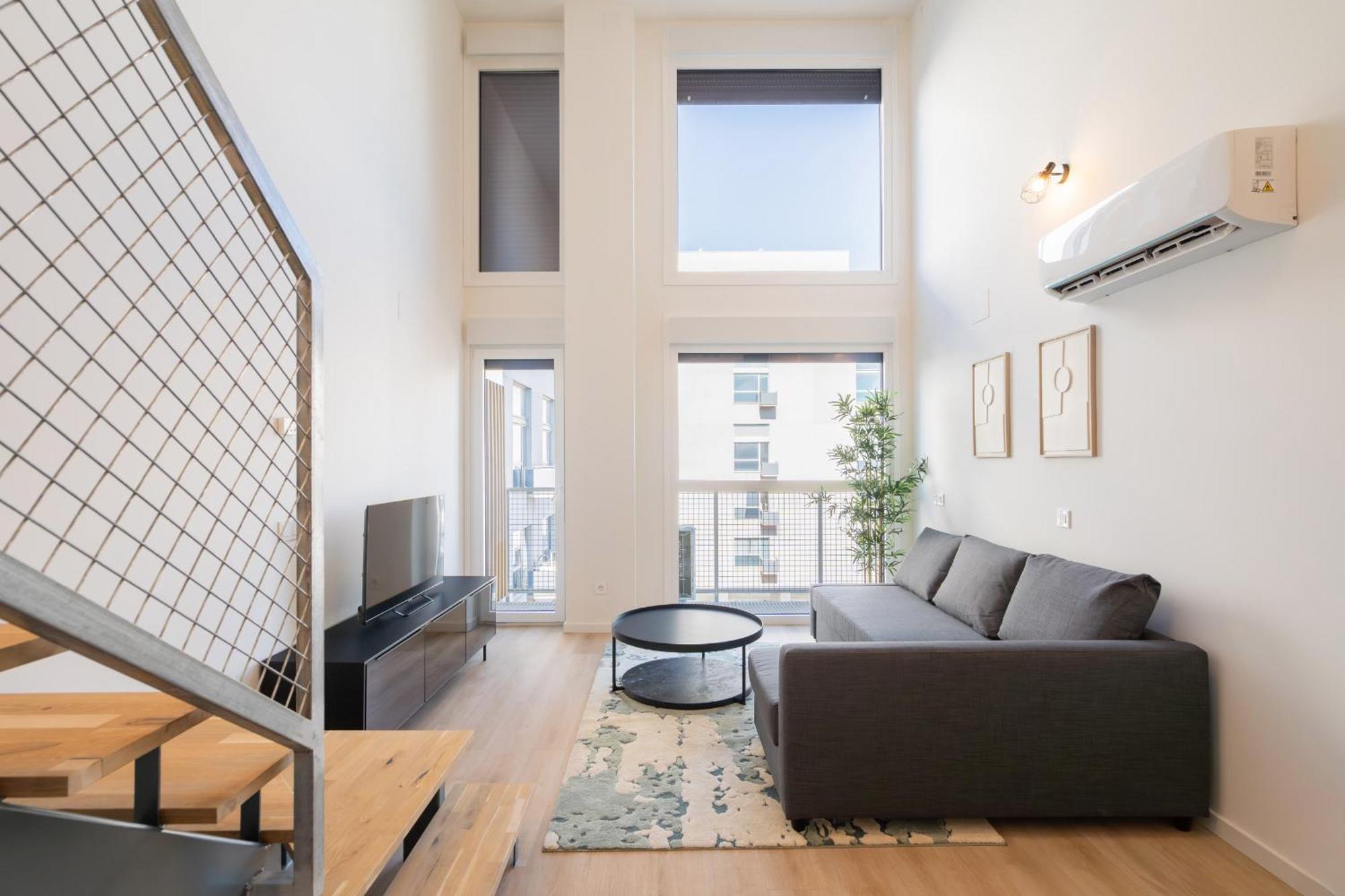 Apartment Loft Reformado Industrial Con Garaje Alquiler Temporal Madrid
